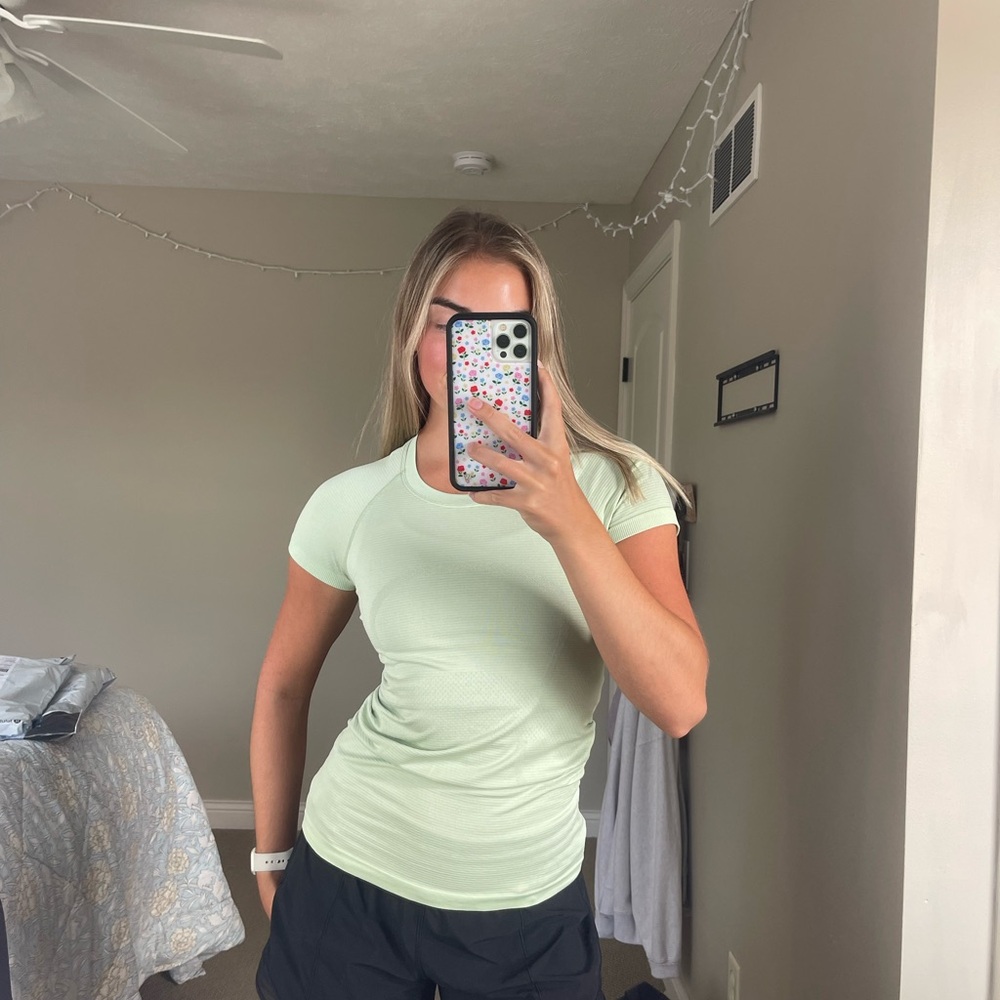 lululemon athletica Mint Short Sleeve Tee